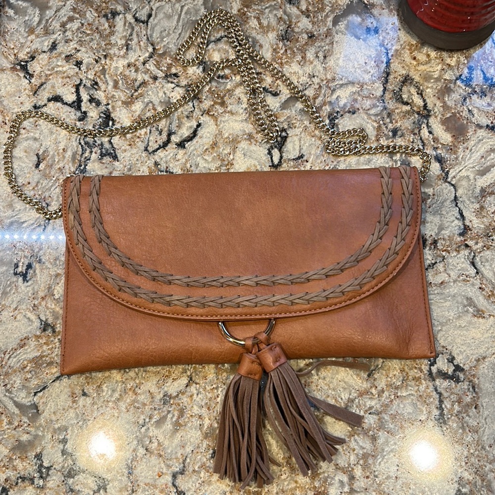 Lulus tan purse